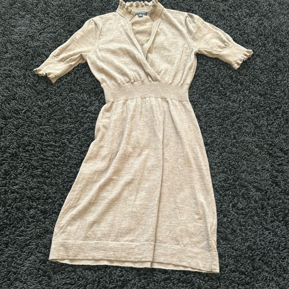 🍍BANANA REPUBLIC A LINE SWEATER DRESS🍍ruffled collar and sleeve🍍sz large🍍AK